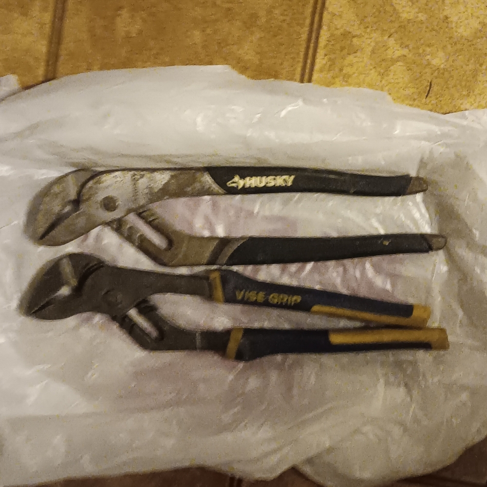 TOOLS-- HUSKY PLIERS AND IRWIN VISE GRIP PLIERS